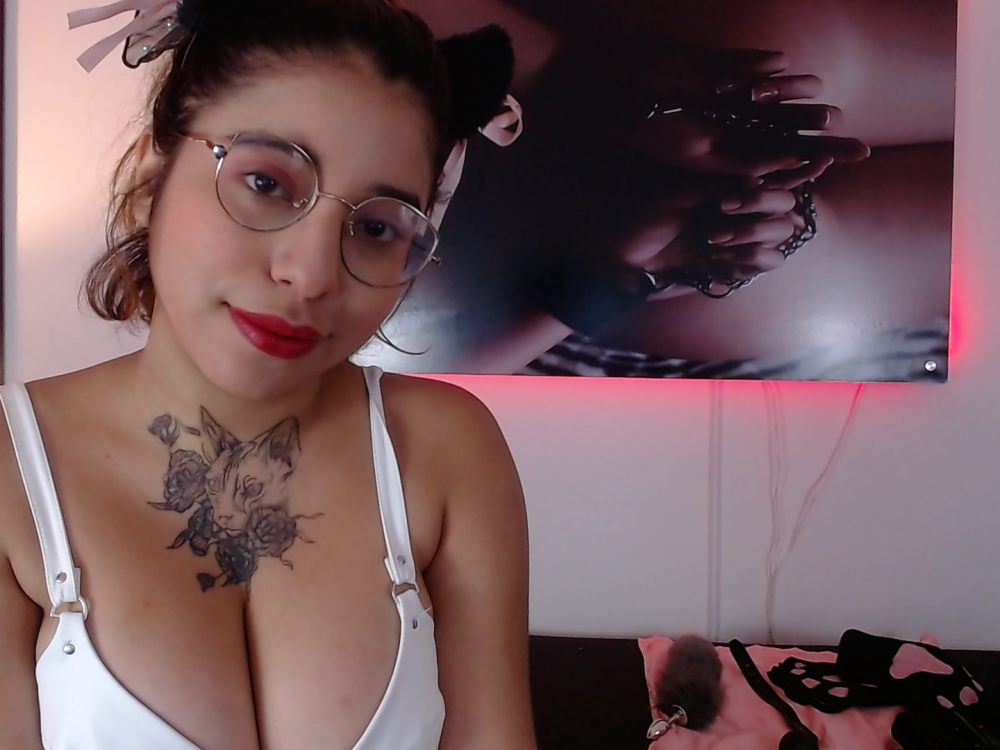 KITTYY_JHONS 🦕 live stream