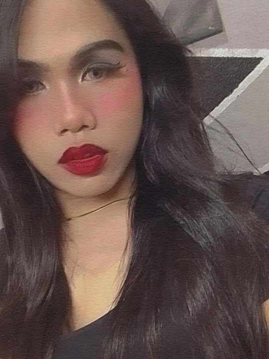 TsLatinaHugecock profile