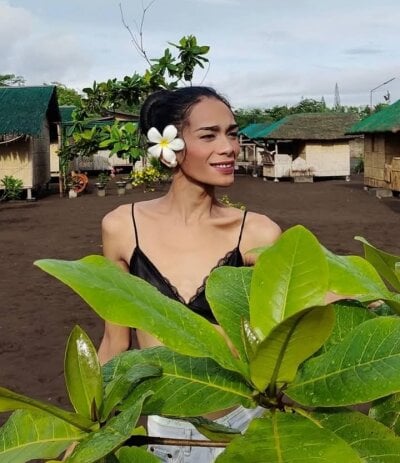 ItsmeMonicaloove69