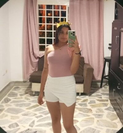 Roxi_marie - venezuelan petite