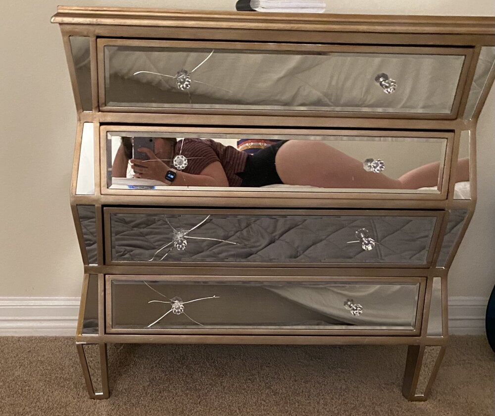 CherryCannabis Adlı Modelin Çevrimdışı XXX Sohbeti