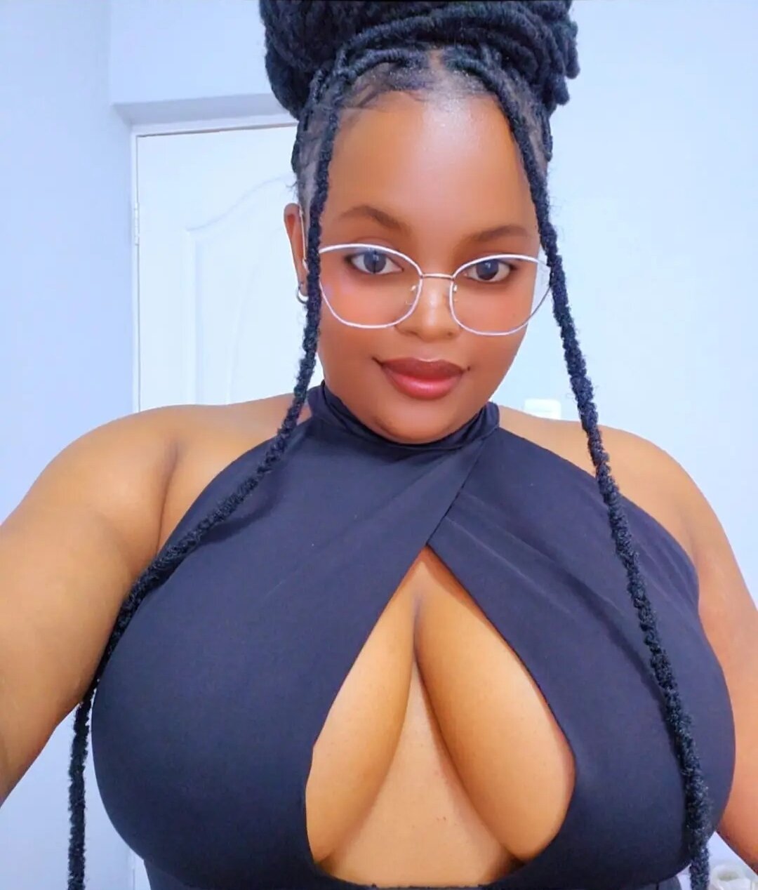 BoobySeductress