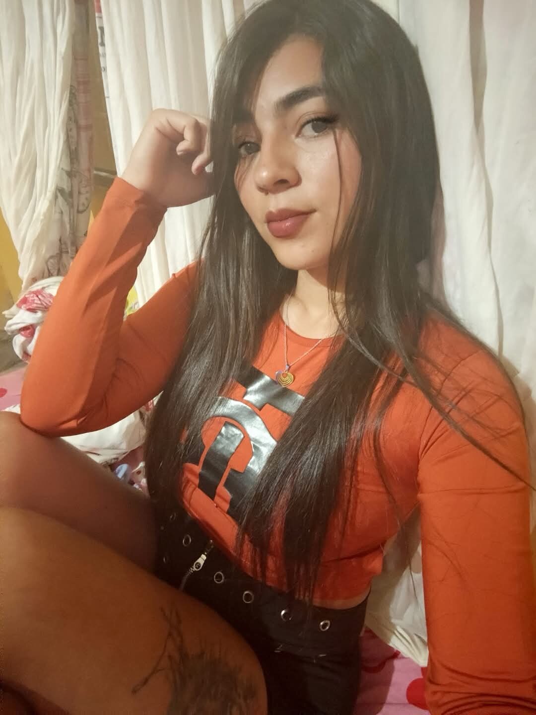 Amahiia_