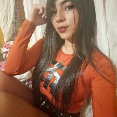 Amahiia_