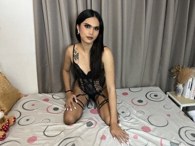 CallaWang private show