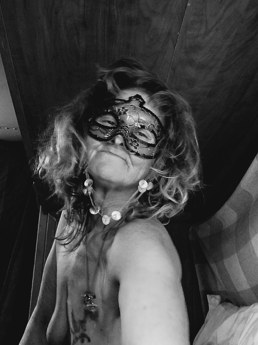 micheleharris256's most recent online preview