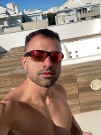 controlcouple's Offline Chat Room