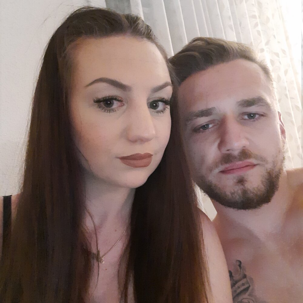 BonnieandClyde666's Offline Chat Room