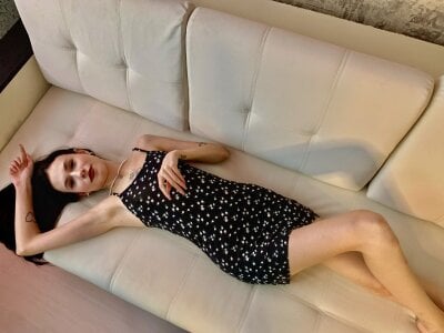 KiraBennett