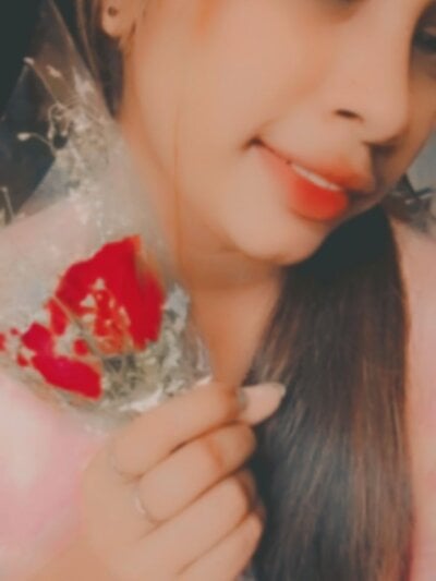 active_girl_rose-5252 from stripchat