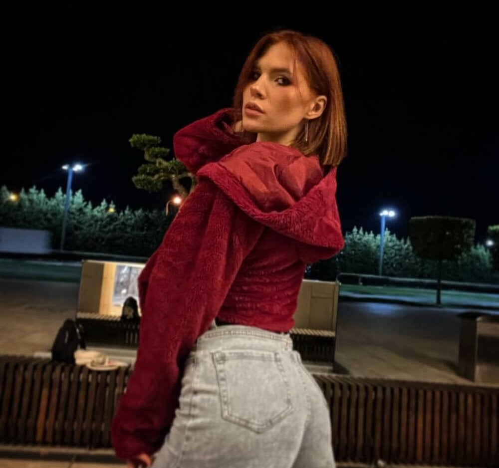 Live sex webcam photo for TotalBless #288715858