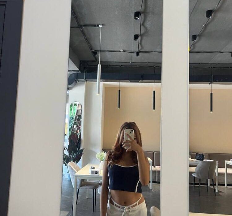 Live sex webcam photo for Kimsara69 #287640271