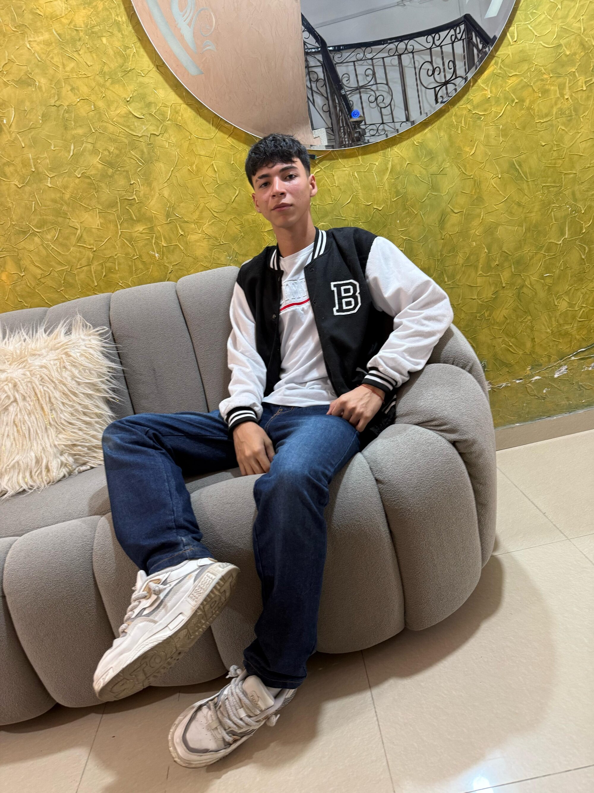 NoahANDoliverr