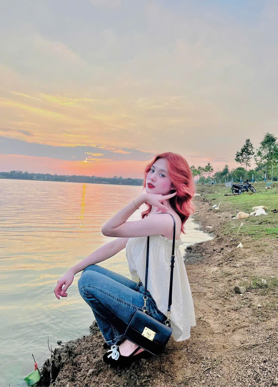 lovelyly-22