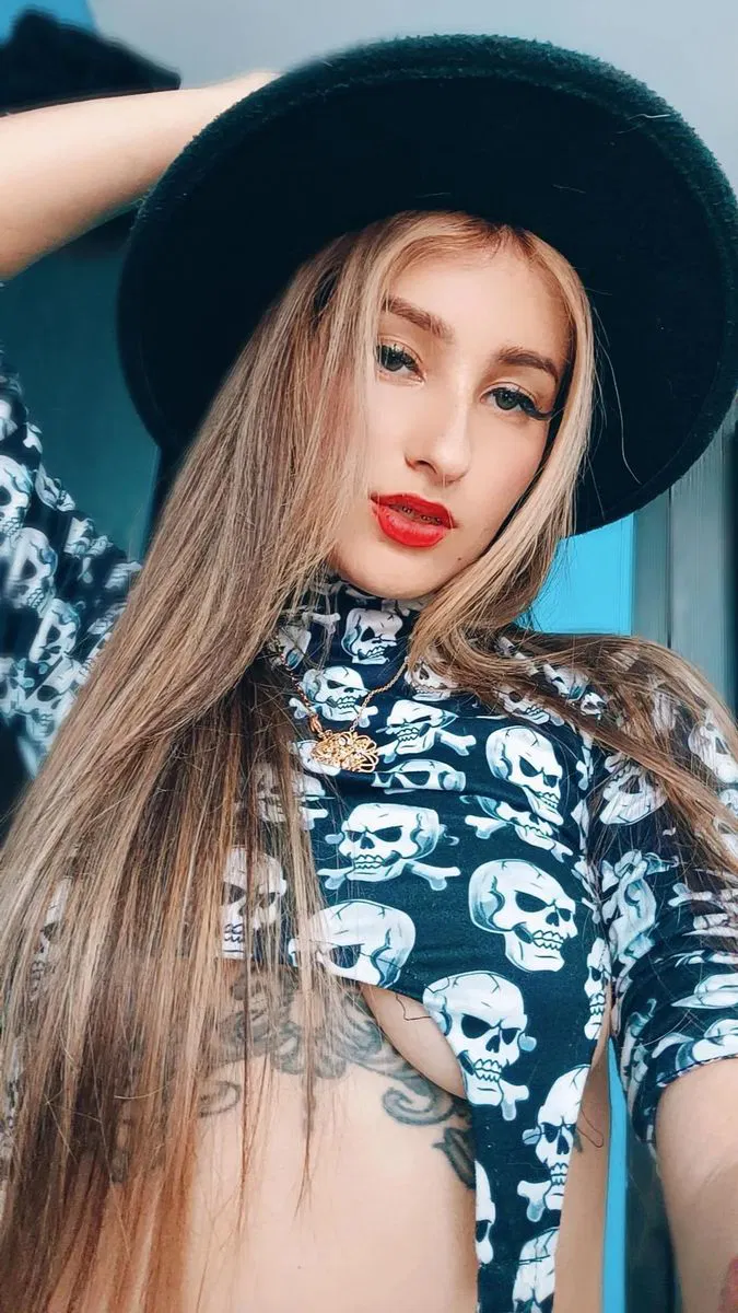 ChloeWest69