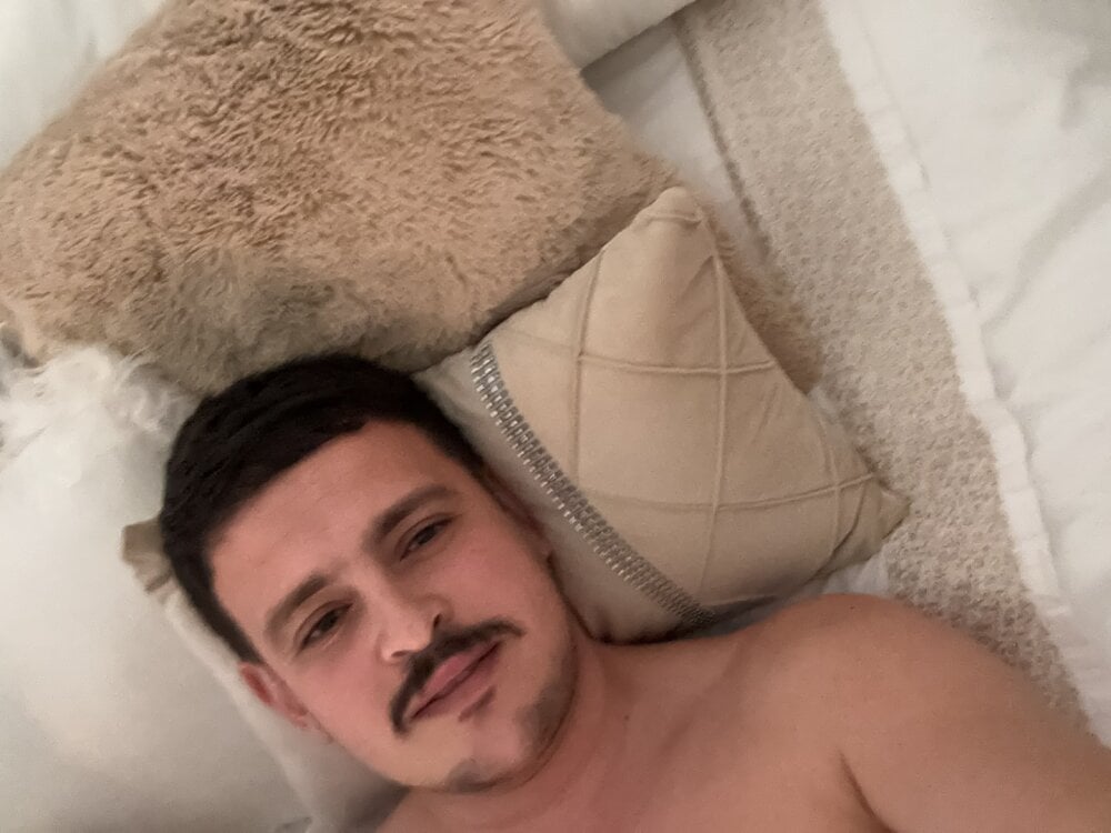 Arabxlyoung offline XXX-chatje