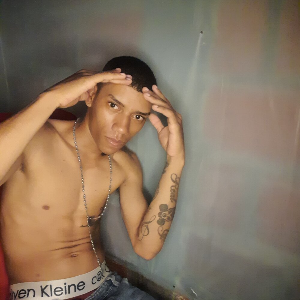 Chris_black21