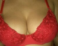 Barbi_Kiska's Offline Chat Room