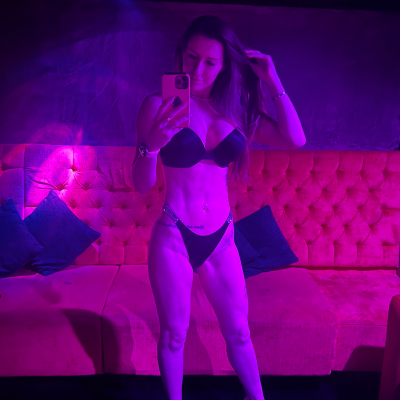 Charlotte-Urban on StripChat