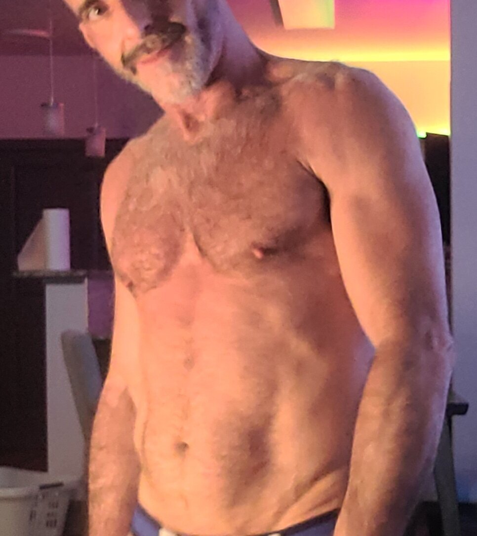 ATLdaddypumpef's Offline XXX Chat