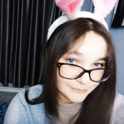 Astideli_99 📒 live webcam