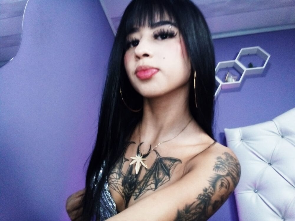 amy_dymoond