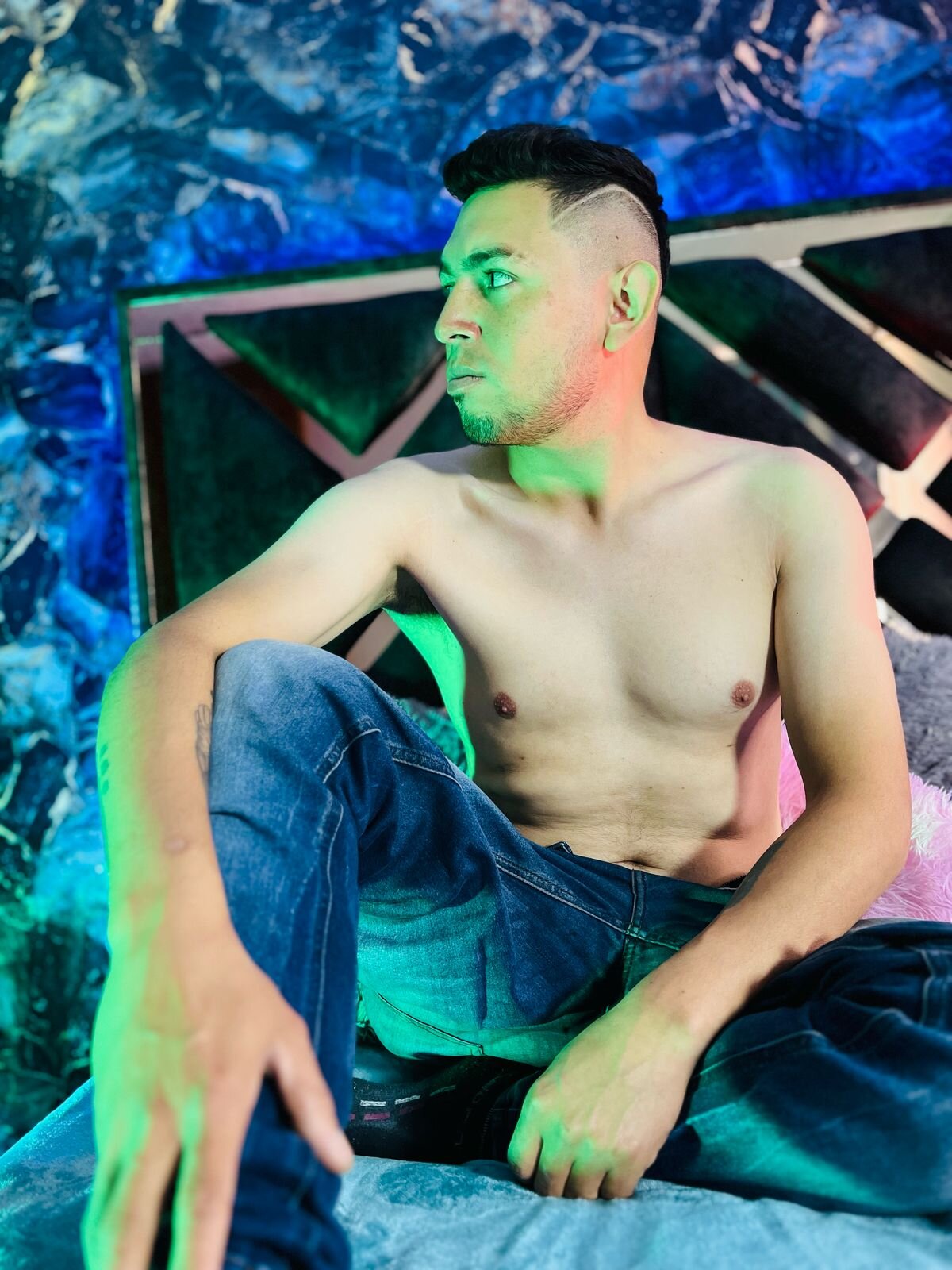gregory_05