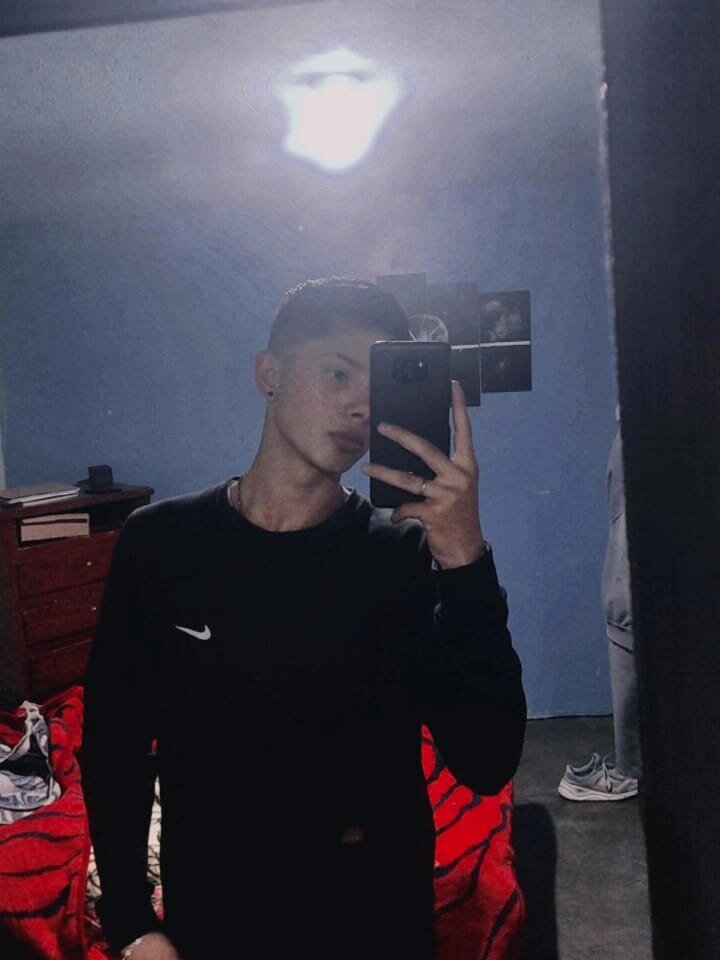 Reyez234's Offline XXX Chat