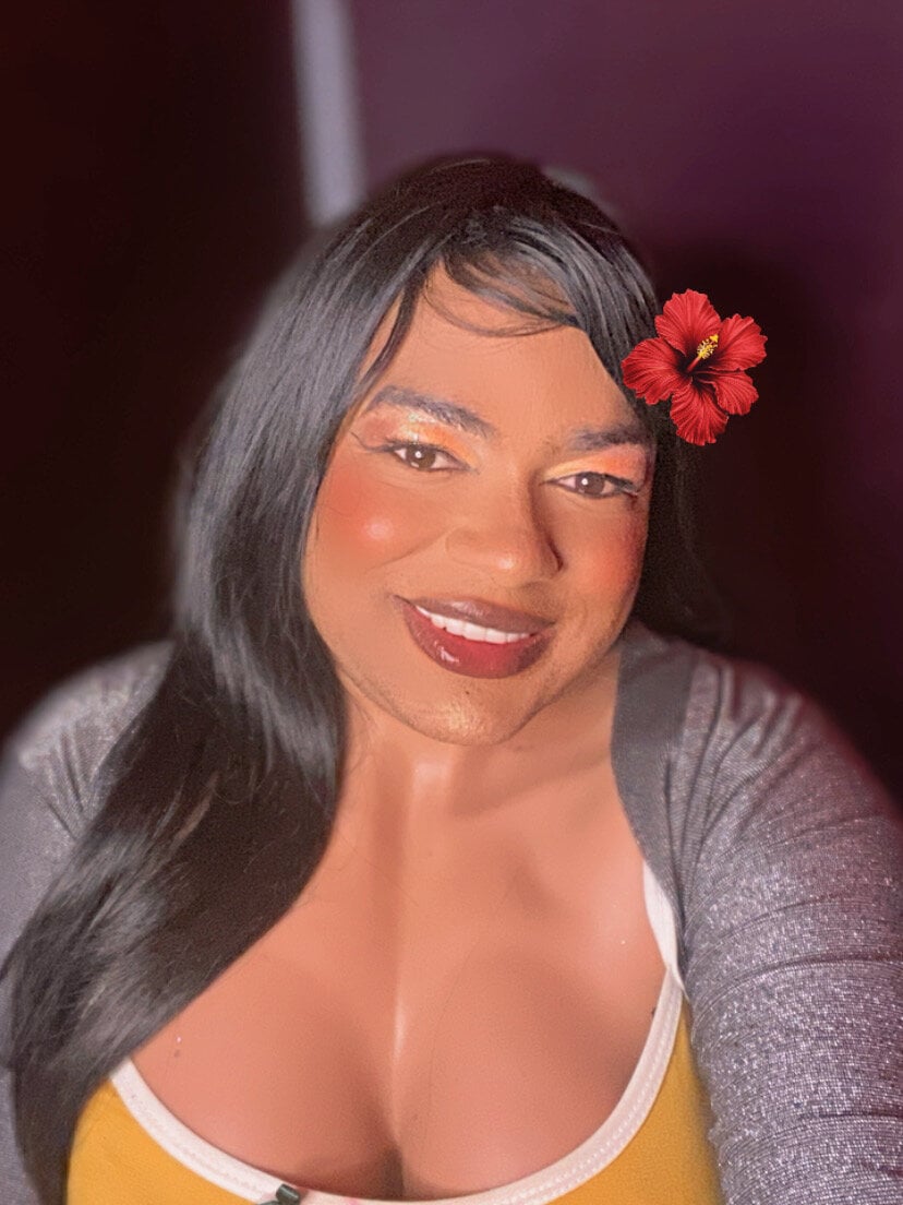 lunita069 Offline XXX-chat