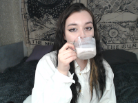 loonamorteas' Offline Chat Room