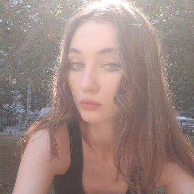 LauraTanguy private show