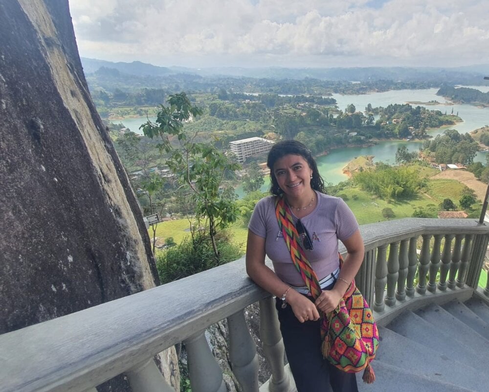 pornsexycams.com evangeline_b livesex profile in brown-eyes cams