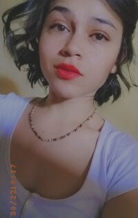 small_bonnie's Offline Chat Room