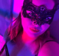 Avery_Stevens' Offline XXX Chat