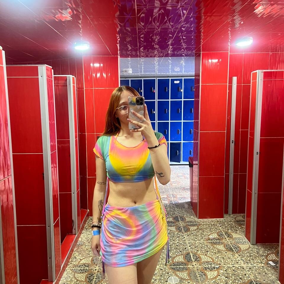 Ariaa_pinkk_