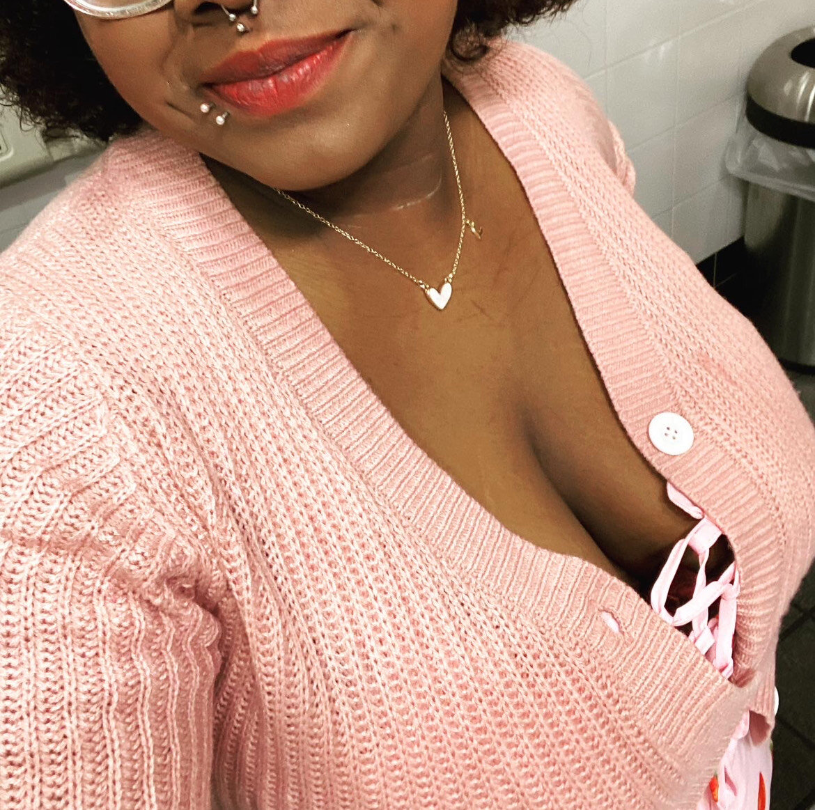 kashmerekisses
