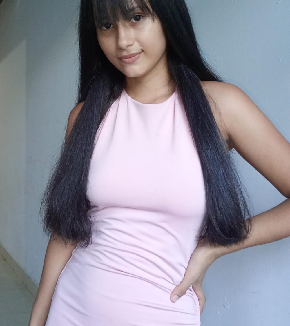 luly_dreams from stripchat