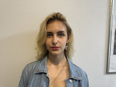 moiragarman from stripchat