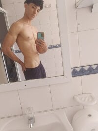 enzo_sloran's webcam live show