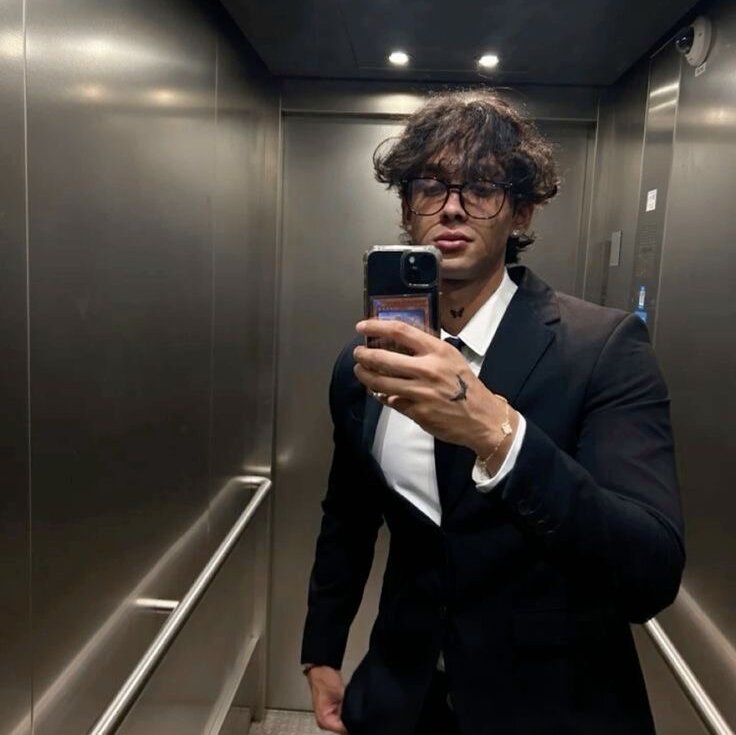 Gabrielle217's Offline XXX Chat