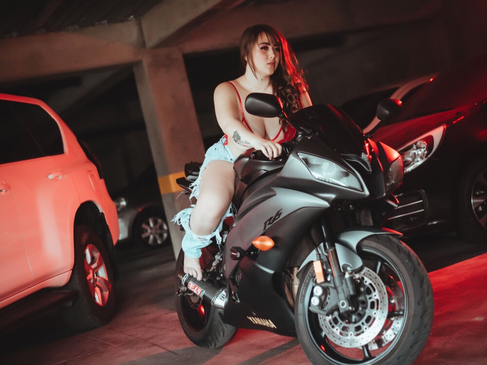 Live sex webcam photo for AnyRoa #281040465