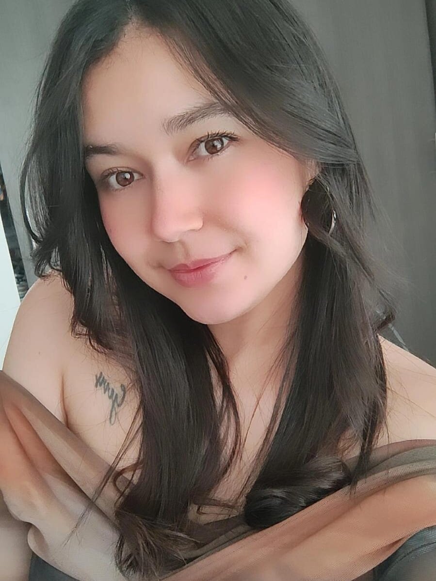 stripchat oliv_moon webcam profile pic via pornos.live