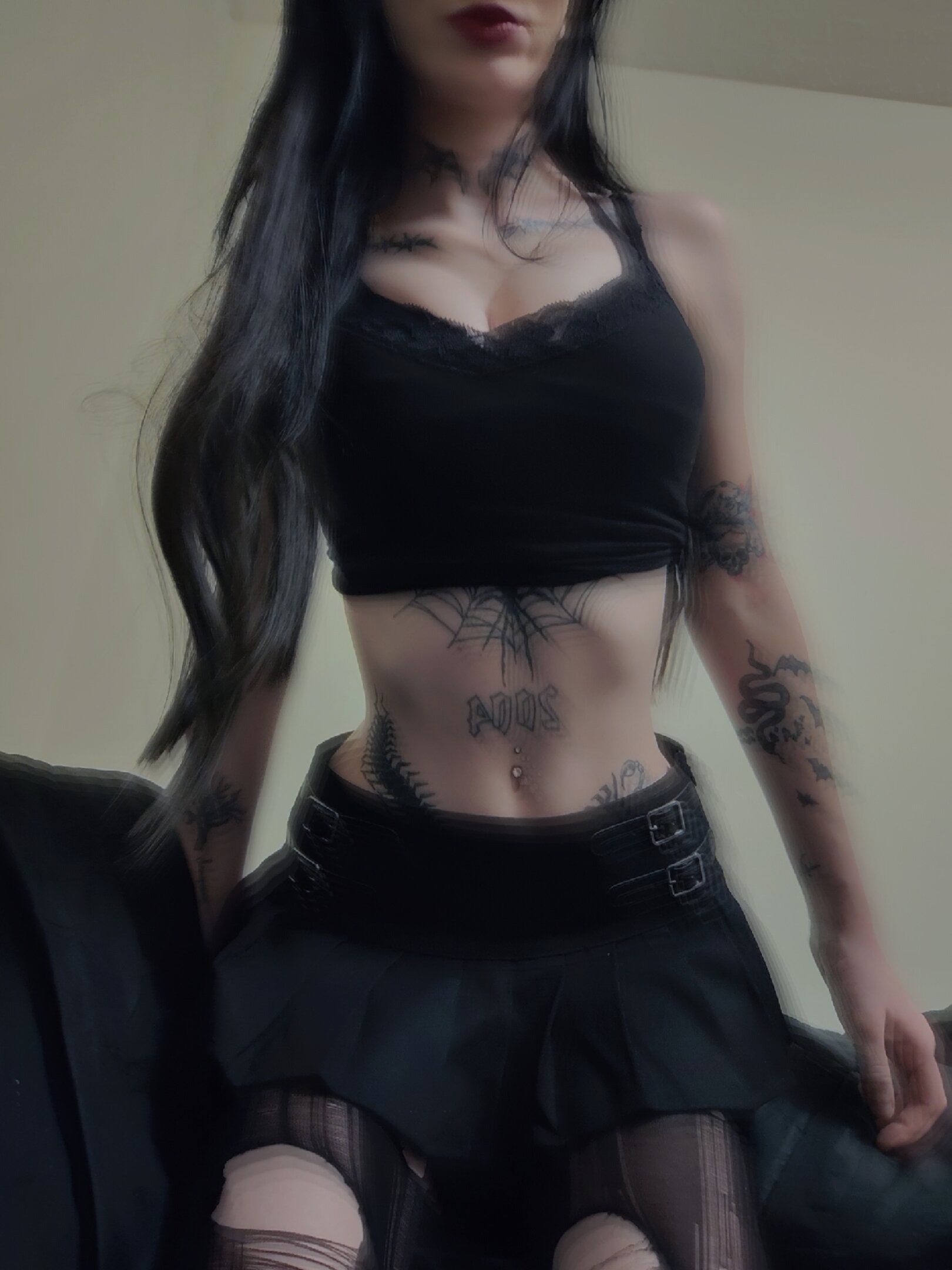 naughtyemopetite