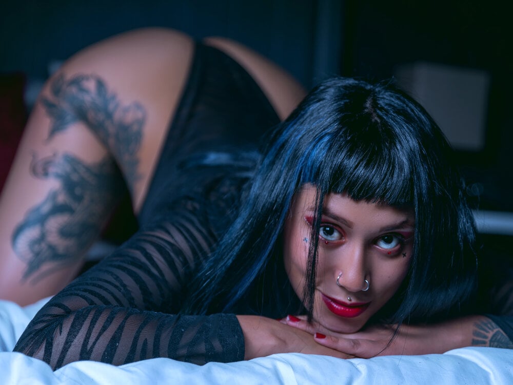 lena_w2's Offline XXX Chat
