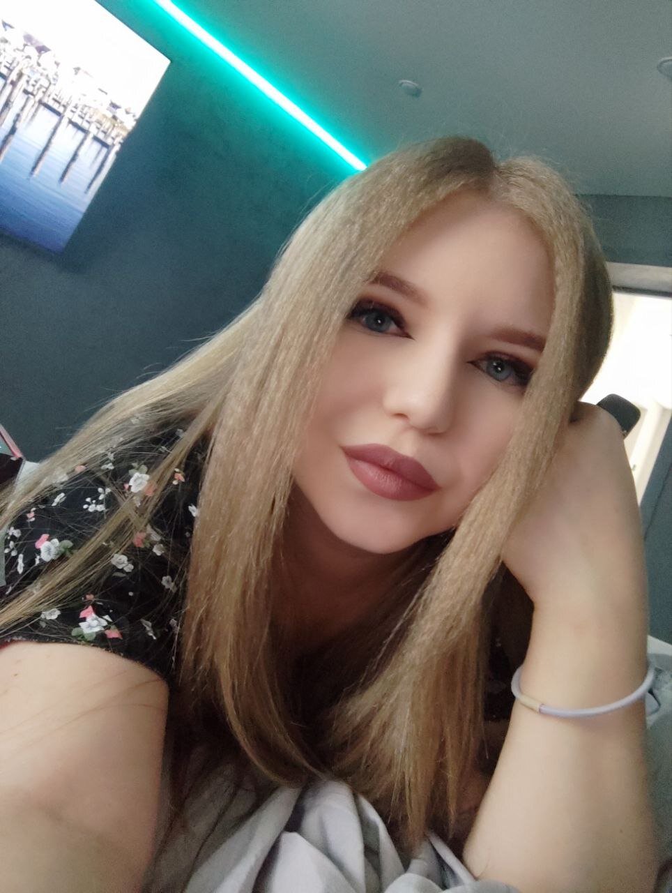 Sun_Aisha