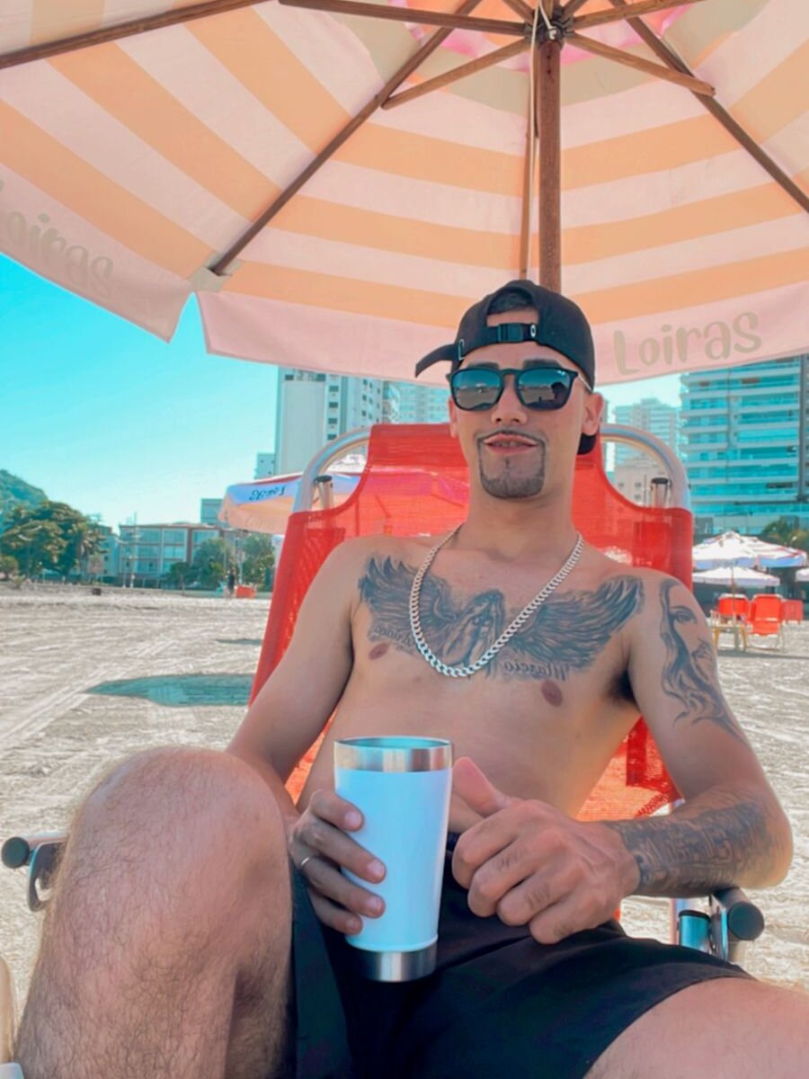 BrazilianAndre's Offline XXX Chat