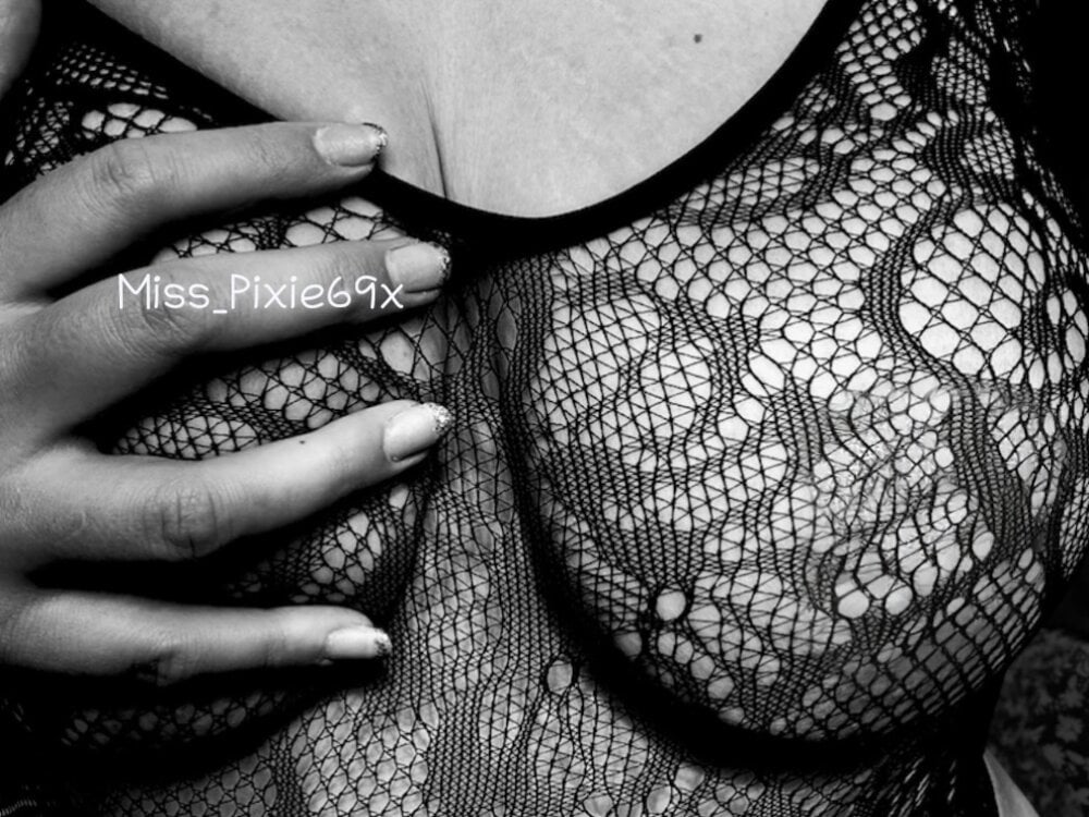 miss_pixie69x