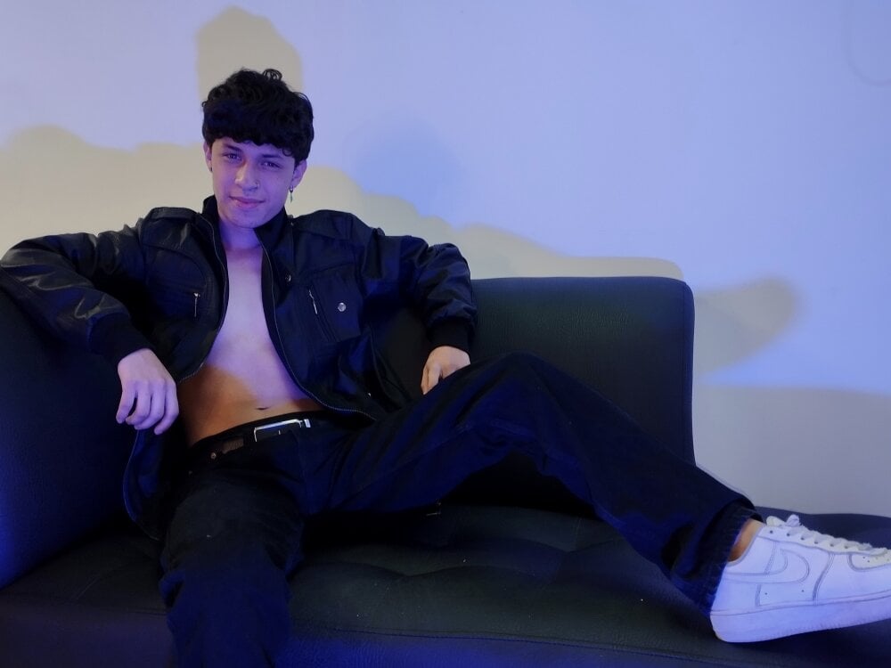 Axel_evanss1 profile