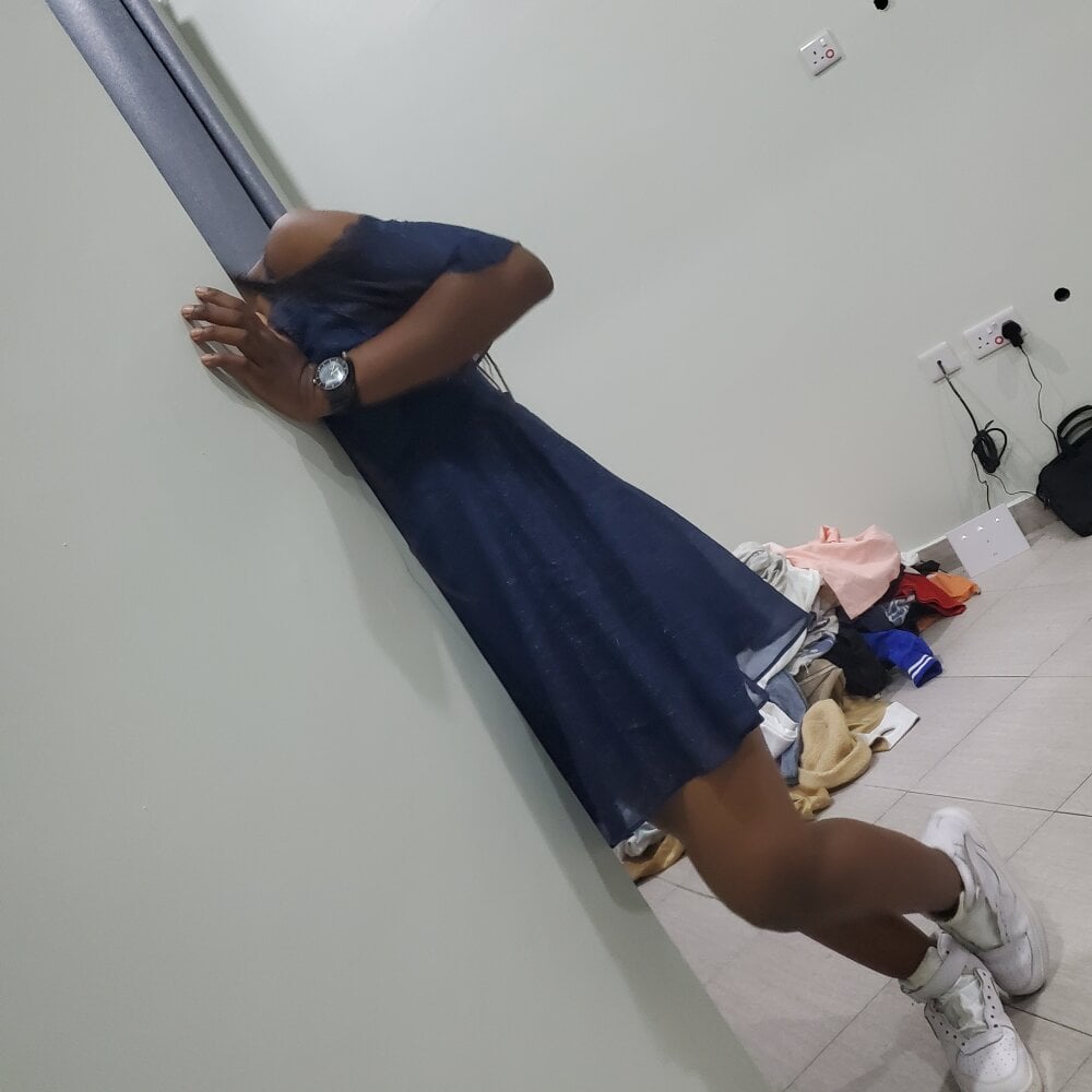 QUEENLYSSAA profile