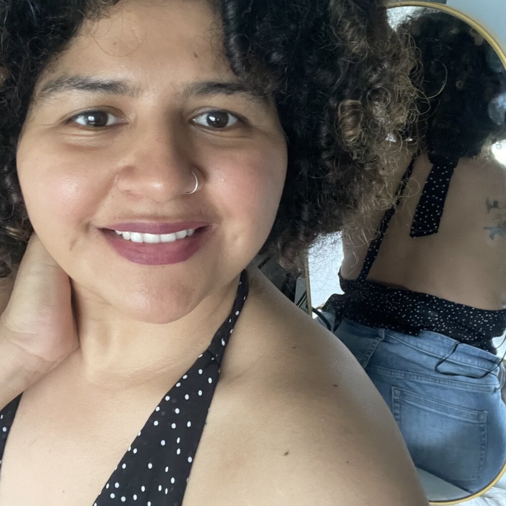 cheapadultsexcams.com aurarous02 livesex profile in hairy cams